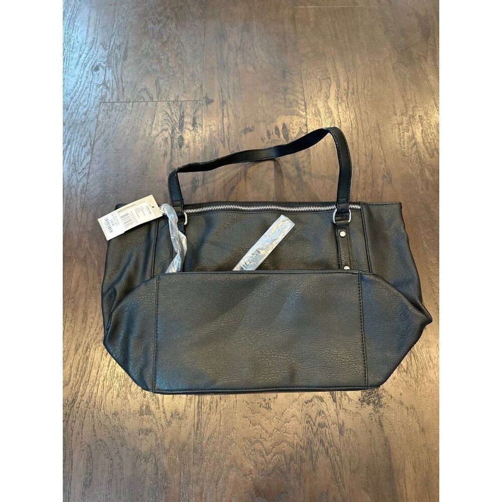 NEW‎ Kenneth Cole Reaction Harriet Satchel Black